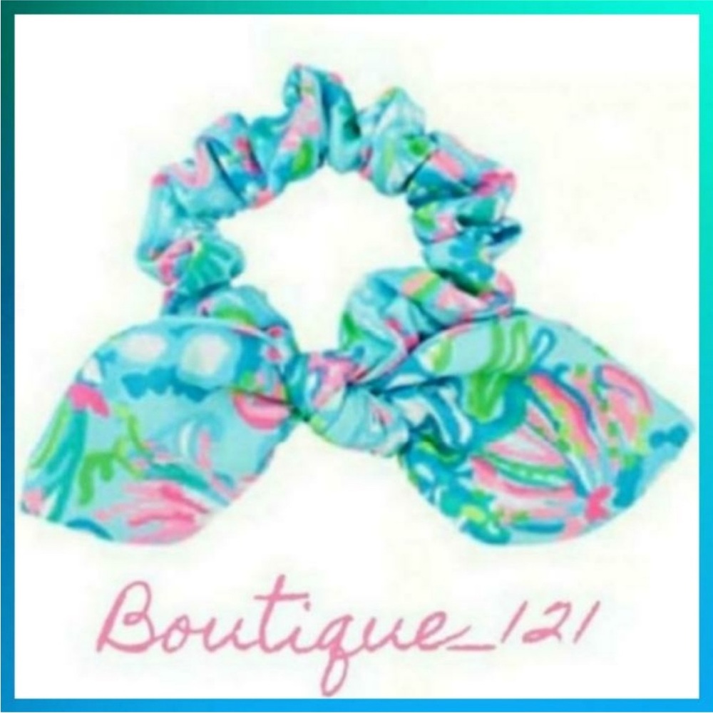 Lilly P. Hair Scrunchie!